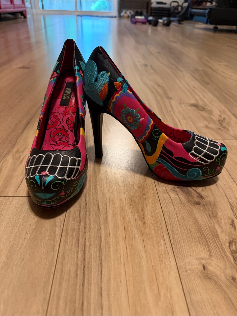 Colorful Floral & Skull Pattern High Heel Pumps - Pink Multi